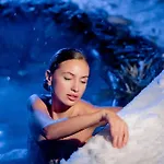 Nicole