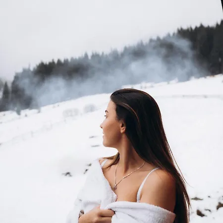 Nicole